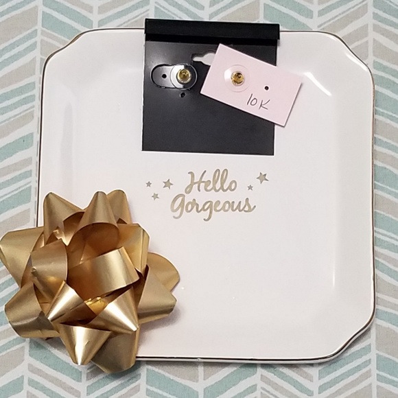 Lovely 10K gold heart and citrine studs - Picture 5 of 5